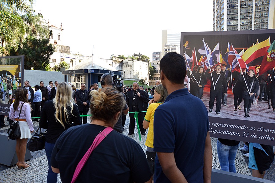 Exposição fotográfica revive a JMJ