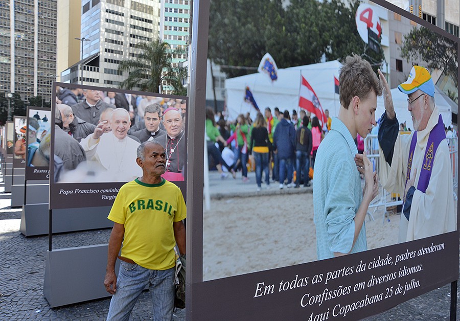 Exposição fotográfica revive a JMJ
