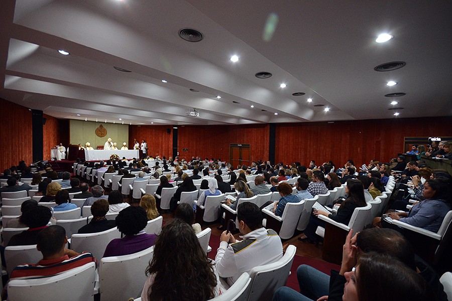 “Uma Jornada de Fé “Uma Jornada de Fé