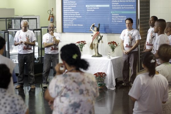 Transformando corações e vidas das pessoas com exemplos, palavras e ações 