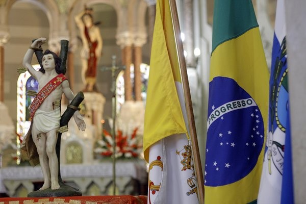 Transformando corações e vidas das pessoas com exemplos, palavras e ações 
