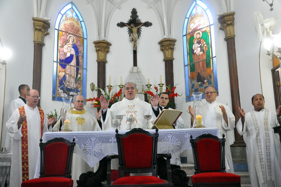 Imagem peregrina de São Sebastião visita a Ilha de Paquetá