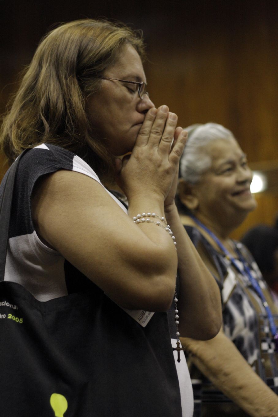 Imagem peregrina de São Sebastião leva esperança aos pacientes do INCA