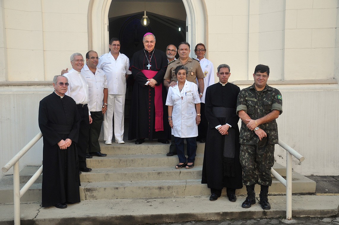 São Sebastião leva esperança aos pacientes do Hospital Central do Exército