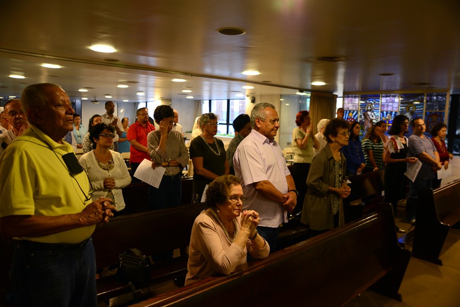 Dom Luiz preside missa em memória de Dom Estêvão Dom Luiz preside missa em memória de Dom Estêvão
