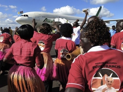 Papa Francisco: Uganda, nação abençoada no seu povo / Arqrio