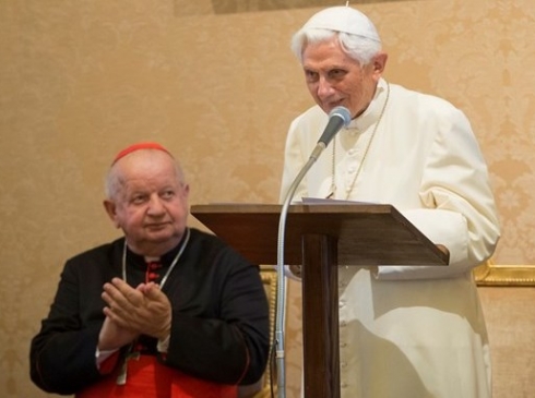 Em primeiro discurso como Papa emérito, Bento XVI fala da música / Arqrio